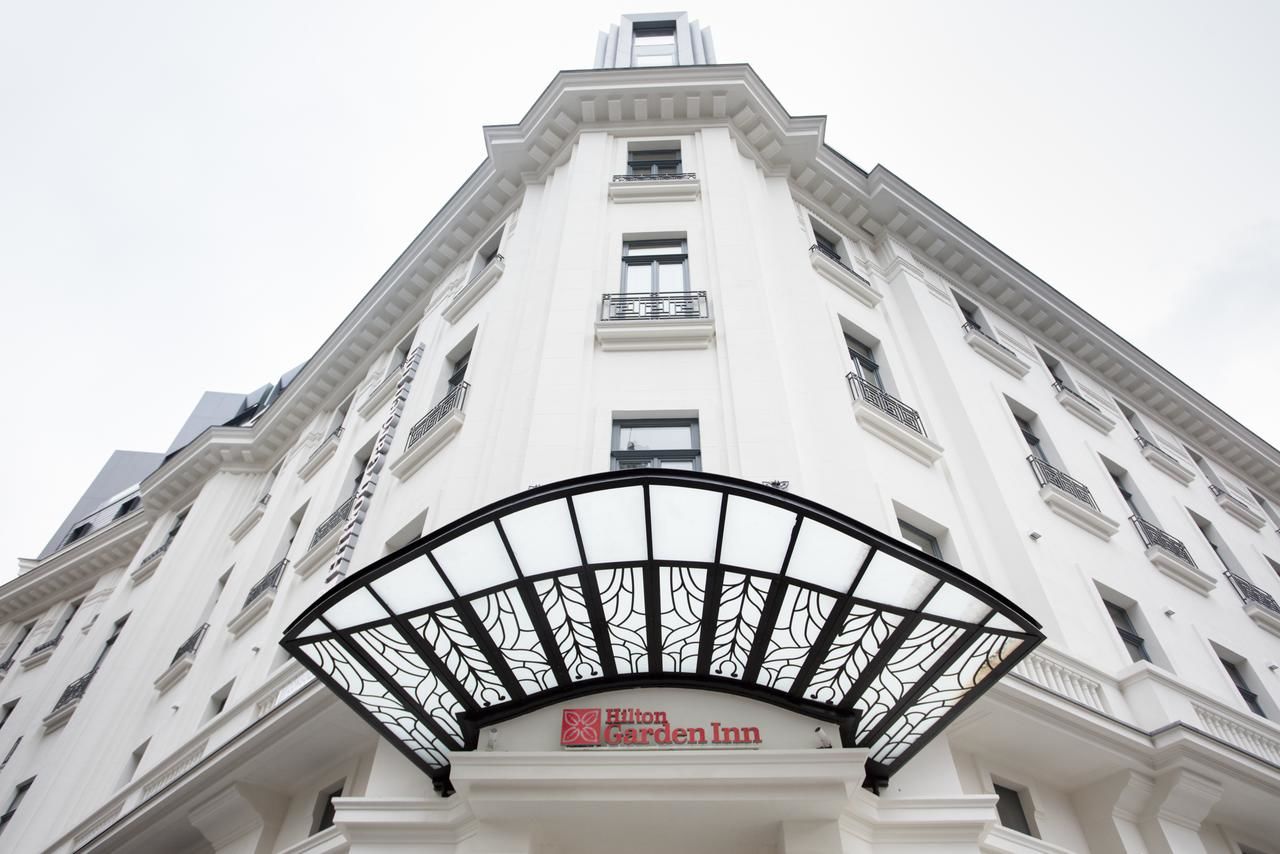 Отель Hilton Garden Inn Bucharest Бухарест