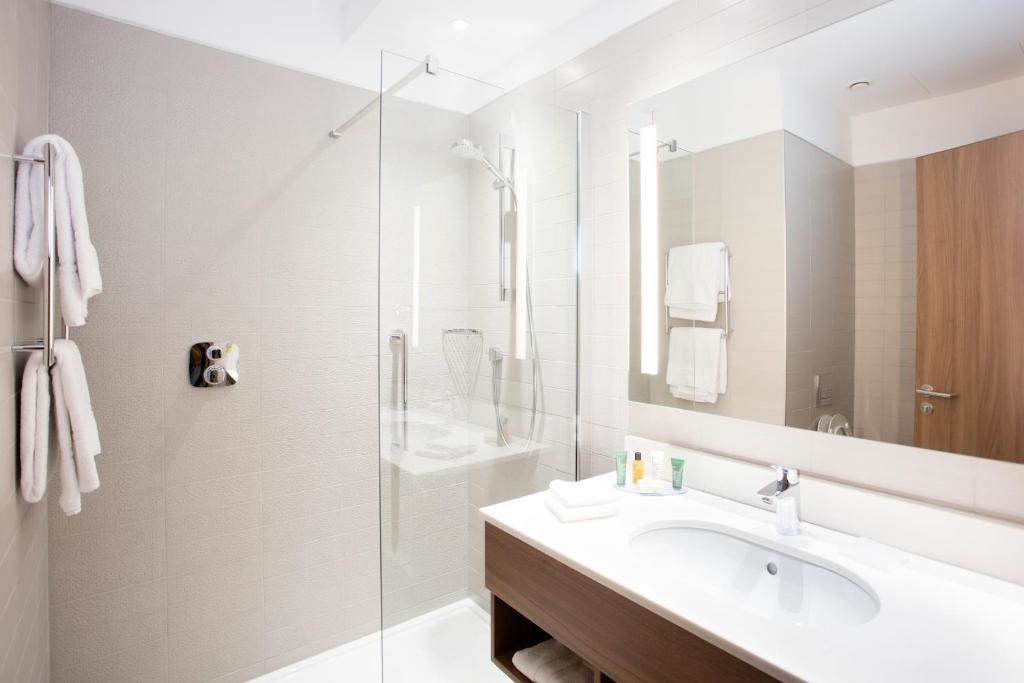 Отель Hilton Garden Inn Bucharest Бухарест