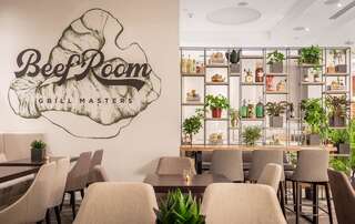 Отель Hilton Garden Inn Bucharest Бухарест-3