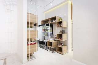 Отель Hilton Garden Inn Bucharest Бухарест-6